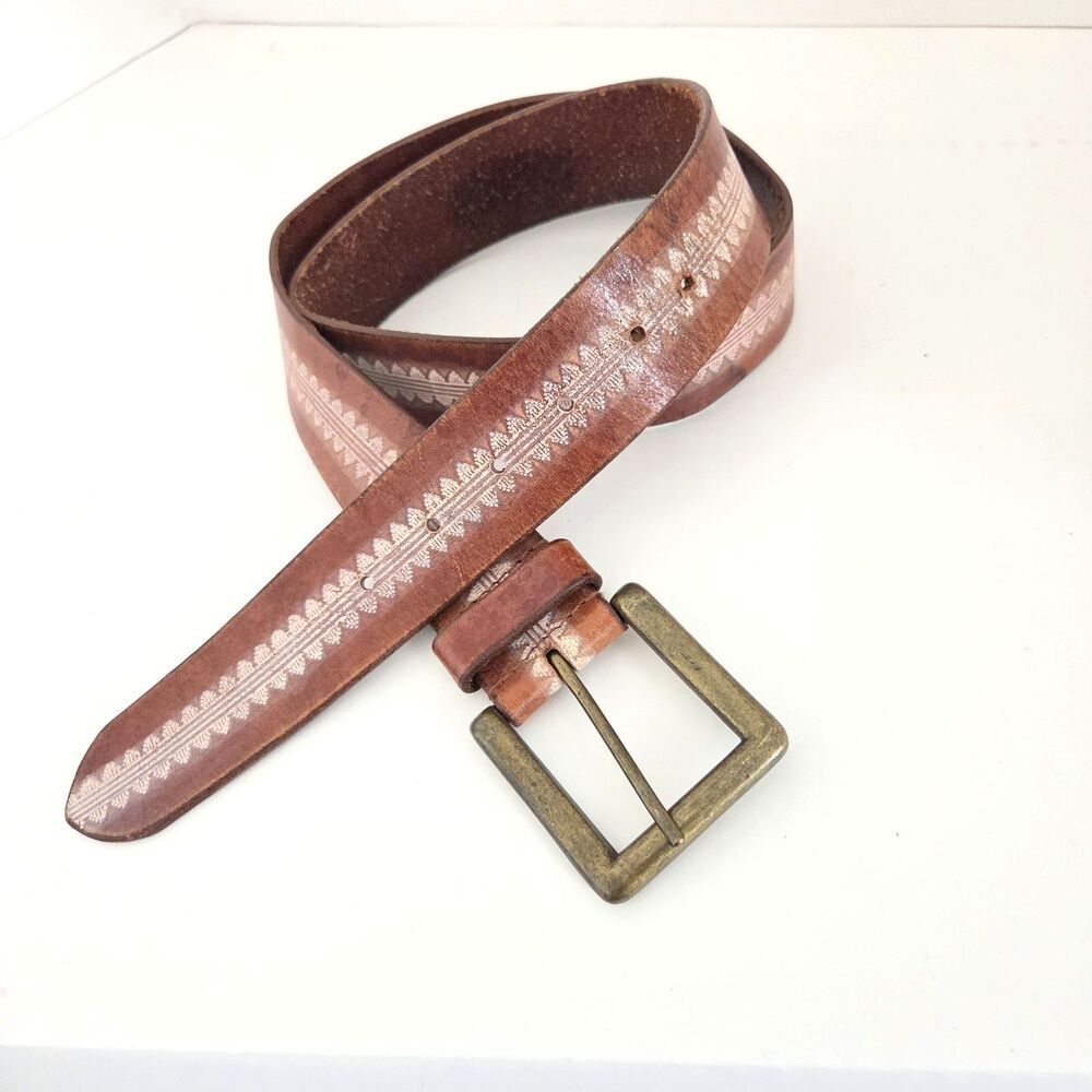 VTG Fossil Women's Brown Leather Belt Size 36 Southwestern Aztec Brass Buckle